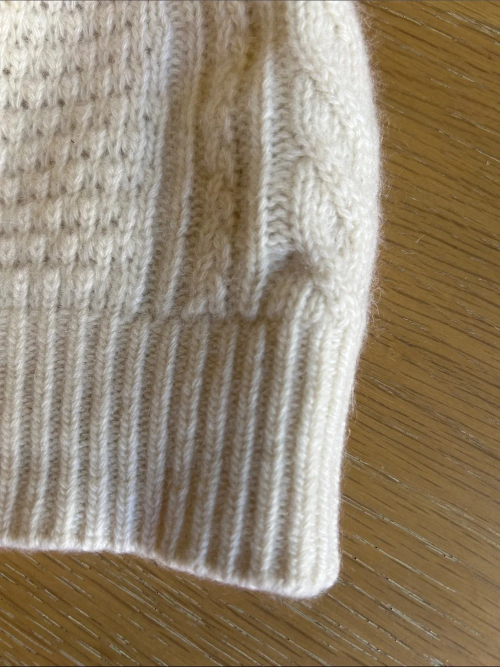 Portolano Women's Natural Stitched Cashmere Beanie, Cream, NWOT